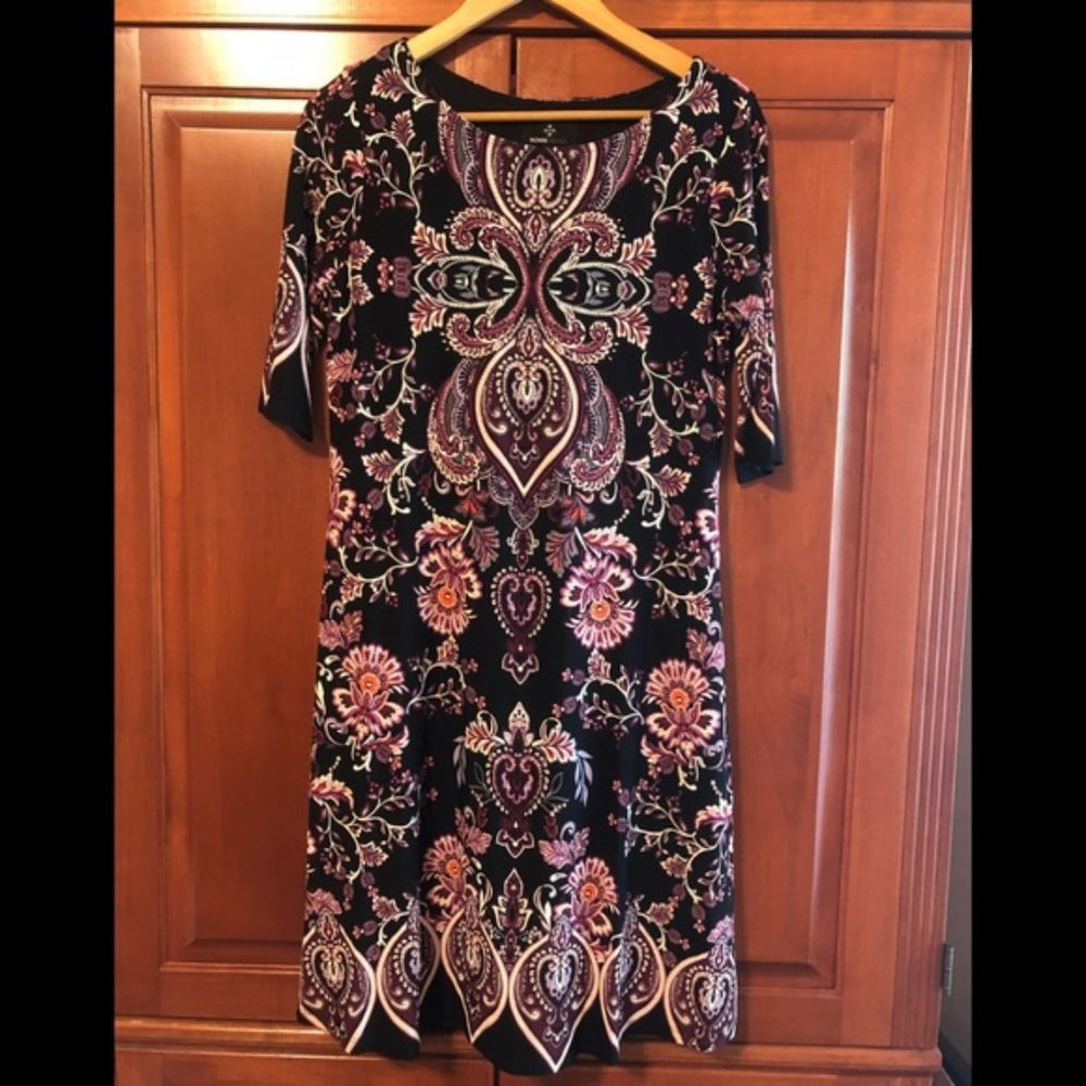 Ronni Nichole Black Printed Knit Dress Size 6 NWT